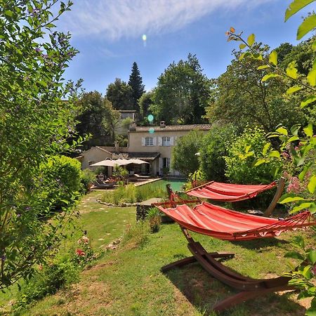 Bed and Breakfast Le Mazet De Tourrettes Экстерьер фото