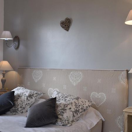 Bed and Breakfast Le Mazet De Tourrettes Экстерьер фото