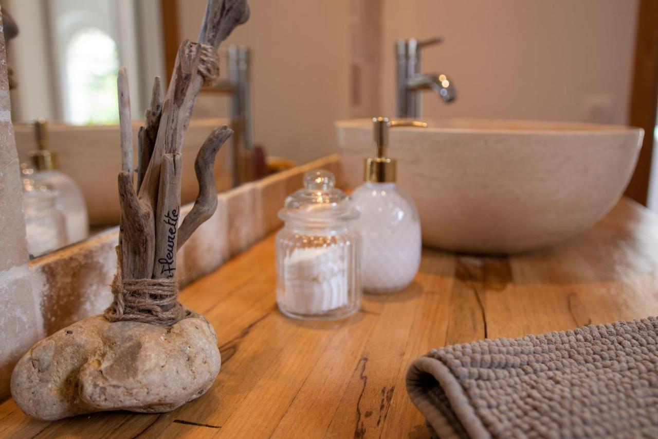 Bed and Breakfast Le Mazet De Tourrettes Экстерьер фото