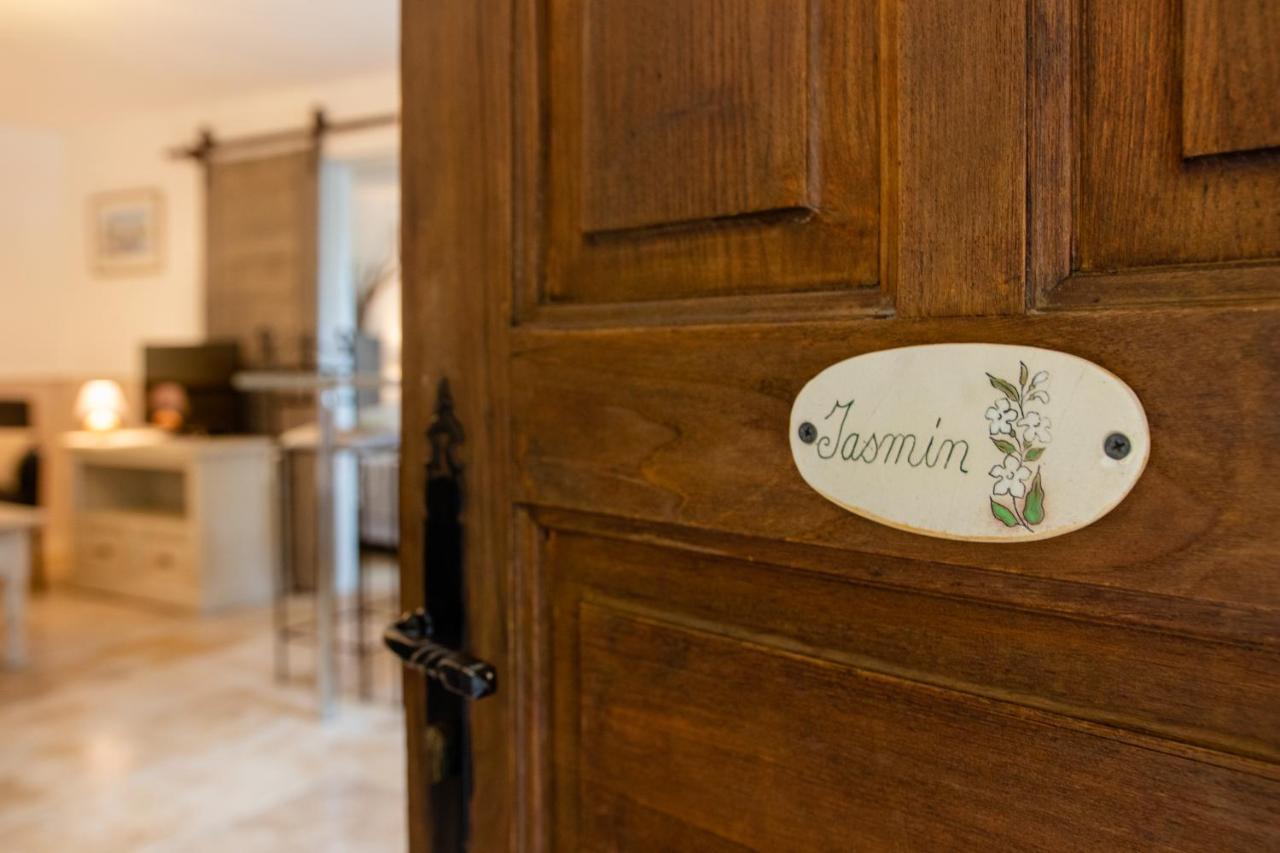 Bed and Breakfast Le Mazet De Tourrettes Экстерьер фото