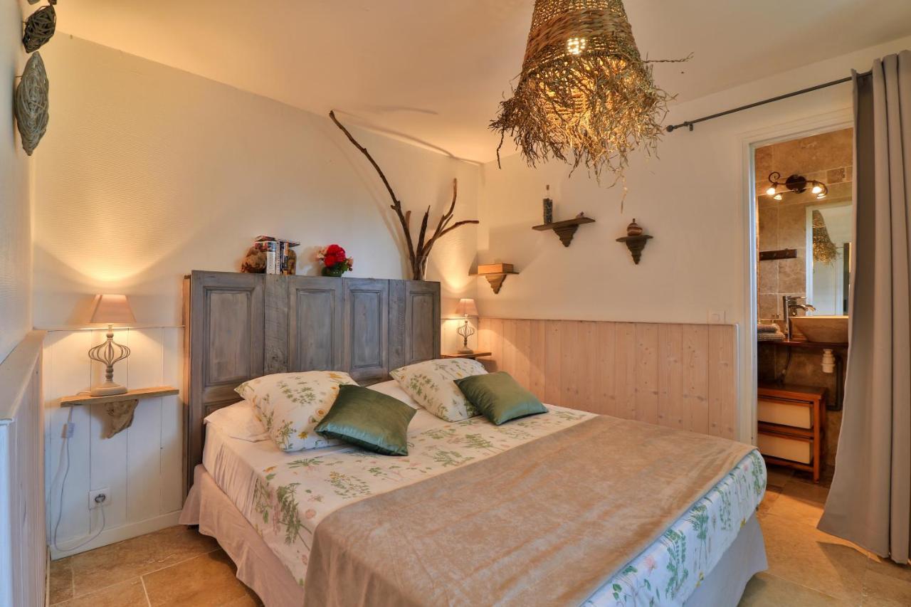 Bed and Breakfast Le Mazet De Tourrettes Экстерьер фото
