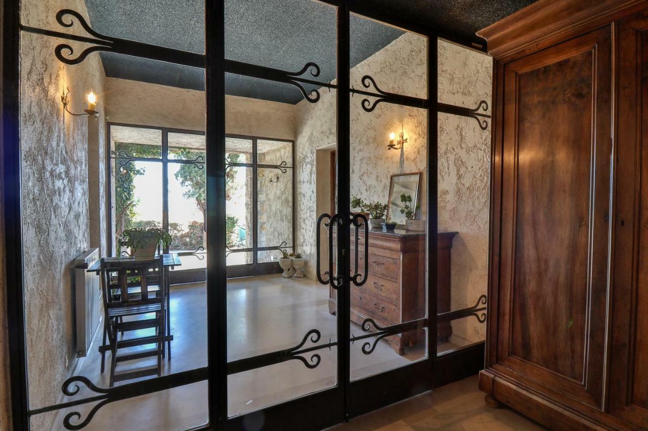 Bed and Breakfast Le Mazet De Tourrettes Экстерьер фото