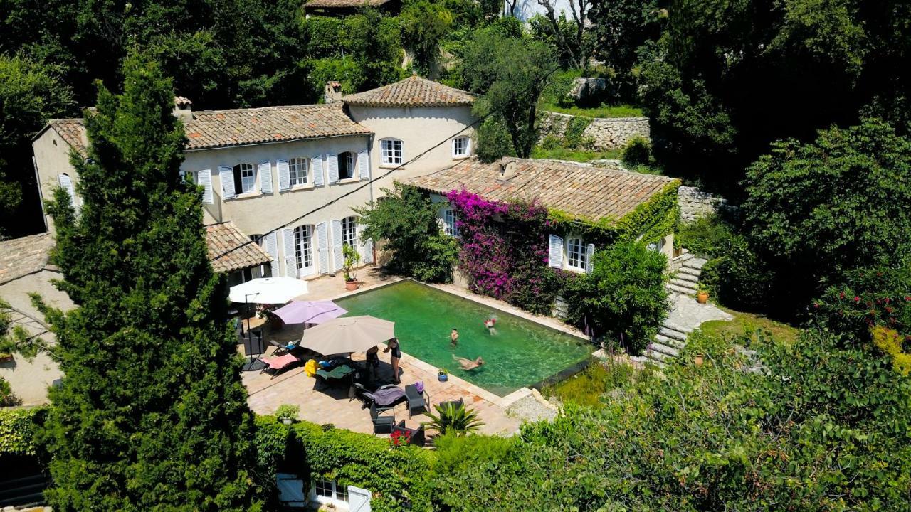 Bed and Breakfast Le Mazet De Tourrettes Экстерьер фото